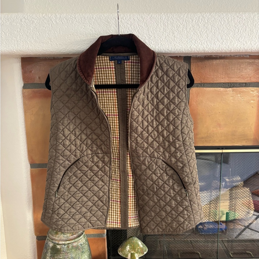 J. McLaughlin olive green Quilted Vest with Plaid Lining and corduroy collar: M